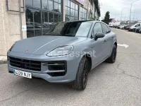 Usado Porsche Cayenne E-Hybrid Coupe Black Edition 470 CV (345 kW) 2026 Gris / plata SUV