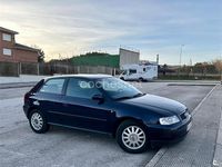 Usado Audi A3 Ambition 110 CV (80 kW) 2000 Azul Utilitario