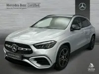 Usado Mercedes GLA200 AMG line 150 CV (110 kW) 2025 Gris / plateado SUV