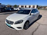 Usado Mercedes A180 Style 109 CV (80 kW) 2014 Blanco Utilitario