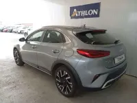 Usado Kia XCeed 136 CV (100 kW) 2024 Gris SUV