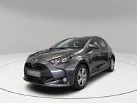 Usado Toyota Yaris Hybrid Active 116 CV (85 kW) 2024 Gris / plata Berlina