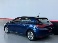 Usado Renault Mégane II Intens 115 CV (84 kW) 2021 Azul Berlina