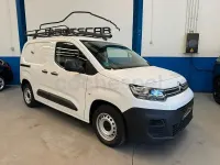 Usado Citroën Berlingo Live 102 CV (75 kW) 2020 Blanco Monovolumen