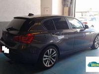 Usado BMW 118 136 CV (100 kW) 2018 Gris Utilitario