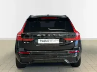 Usado Volvo XC60 Plus 350 CV (257 kW) 2022 Negro SUV