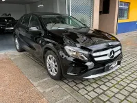 Begagnad Mercedes GLA200 Urban 136 HK (100 kW) 2015 Svart SUV