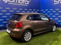 Usado VW Polo Sportline 90 CV (66 kW) 2017 Beige Berlina