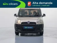 Usado Fiat Doblò Active 90 CV (66 kW) 2015 Amarillo Monovolumen