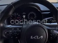 Usado Kia Stonic Plus 84 CV (61 kW) 2022 Blanco SUV