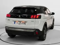 Usado Peugeot 3008 Allure 131 CV (96 kW) 2017 Blanco SUV