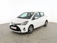 Usado Toyota Yaris Active 100 CV (73 kW) 2015 Blanco Utilitario