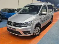 Usado VW Caddy Beach 150 CV (110 kW) 2019 Gris / plata Monovolumen