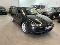 Usado Seat Leon Sport 131 CV (96 kW) 2005 Negro Utilitario