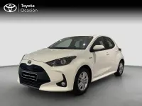 Usado Toyota Yaris Active 116 CV (85 kW) 2021 Blanco Utilitario