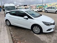 Usado Opel Astra S 105 CV (77 kW) 2020 Blanco Berlina