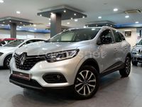 Usado Renault Kadjar LIMITED 140 CV (102 kW) 2022 Gris / plata SUV