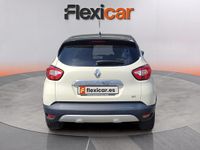 Usado Renault Captur 110 CV (80 kW) 2015 Beige SUV