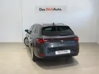 Usado Seat Leon Style 116 CV (85 kW) 2025 Gris Familiar