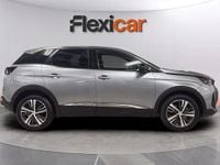 Usado Peugeot 3008 Allure 131 CV (96 kW) 2023 Gris Monovolumen