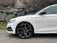 Usado Skoda Octavia Style 150 CV (110 kW) 2020 Blanco Familiar