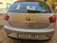 Usado Seat Ibiza Style 105 CV (77 kW) 2013 Gris / plata Berlina