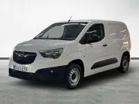 Usado Opel Combo 136 CV (100 kW) 2021 Blanco Monovolumen