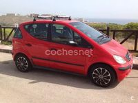 Usado Mercedes A140 Classic 82 CV (60 kW) 2001 Rojo Monovolumen