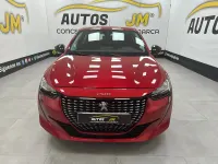 Usado Peugeot 208 Active 100 CV (73 kW) 2022 Rojo Utilitario
