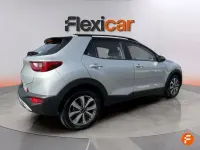 Usado Kia Stonic 84 HP (61 kW) 2023 Cinzento SUV
