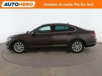 Usado VW Passat Advance 150 CV (110 kW) 2017 Gris Berlina