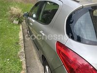 Usado Peugeot 308 110 CV (80 kW) 2009 Beige Berlina