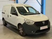 Usado Dacia Dokker Essentiel 98 CV (72 kW) 2019 Blanco Monovolumen