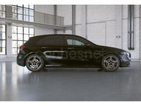 Usado Mercedes A180 AMG line 116 CV (85 kW) 2022 Nachtschwarz  unilack Berlina