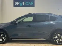 Usado Ford Focus Active X 155 CV (114 kW) 2022 Azul Utilitario