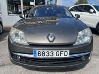 Usado Renault Laguna III Privilege 131 CV (96 kW) 2008 Gris / plata Berlina