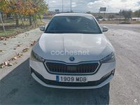 Usado Skoda Scala Active 95 CV (69 kW) 2022 Blanco Utilitario