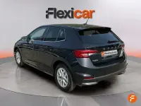 Usado Skoda Fabia Selection 95 CV (69 kW) 2025 Negro Utilitario