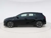 Usado Kia Ceed 101 CV (74 kW) 2025 Negro Utilitario