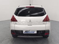 Usado Peugeot 3008 Access 120 CV (88 kW) 2014 Gris / plata Familiar