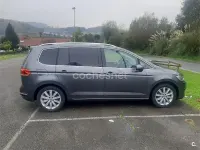 Usado VW Touran Advance 150 CV (110 kW) 2016 Gris / plata Monovolumen