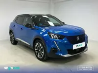 Usado Peugeot e-2008 GT 100 kW (136 CV) 2020 Azul SUV
