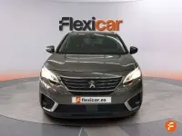 Usado Peugeot 5008 Active 120 CV (88 kW) 2018 Marrón SUV