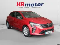 Usado Renault Clio V Evolution 100 CV (73 kW) 2025 Rojo Berlina