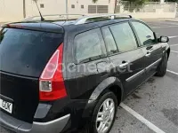 Usado Renault Mégane GrandTour Dynamique 130 CV (95 kW) 2008 Negro Familiar