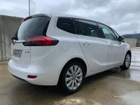 Usado Opel Zafira Tourer Excellence 130 CV (95 kW) 2014 Blanco Monovolumen