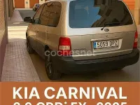 Usado Kia Carnival EX 144 CV (105 kW) 2005 Beige Monovolumen