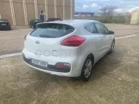 Usado Kia Ceed GT 128 HP (94 kW) 2014 Branco Sedan