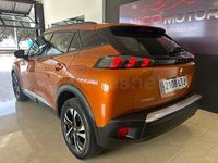 Usado Peugeot 2008 Allure 130 CV (95 kW) 2021 Naranja SUV