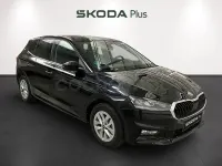 Usado Skoda Fabia Selection 95 CV (69 kW) 2025 Negro Utilitario